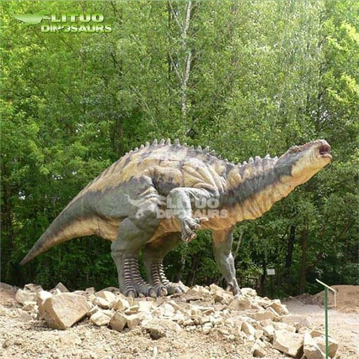 Animatronic Iguanodon(3)